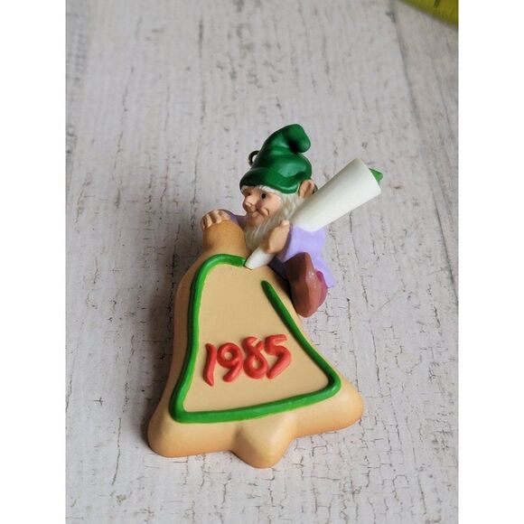 Hallmark 1985 Baker elf ornament Xmas icing vintage - Picture 2 of 4